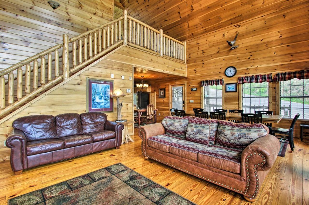 Expansive Gatlinburg Cabin Hot Tub, Deck And Grill! Екстериор снимка