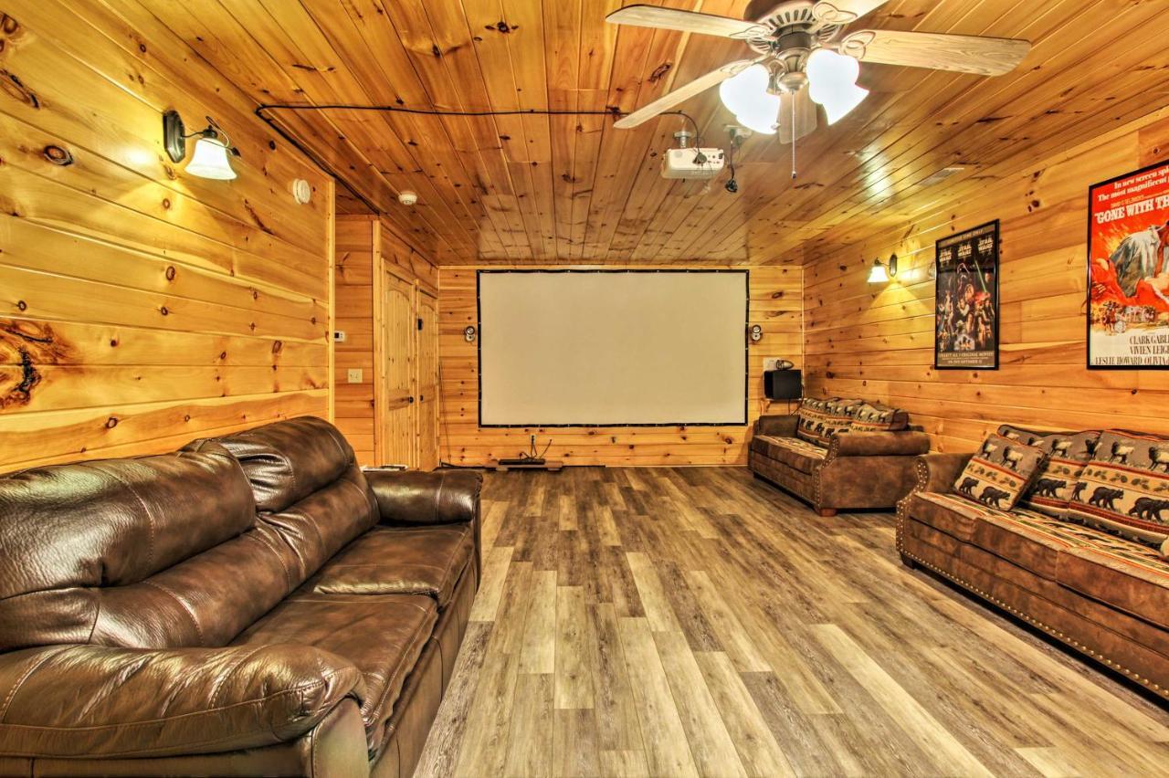 Expansive Gatlinburg Cabin Hot Tub, Deck And Grill! Екстериор снимка