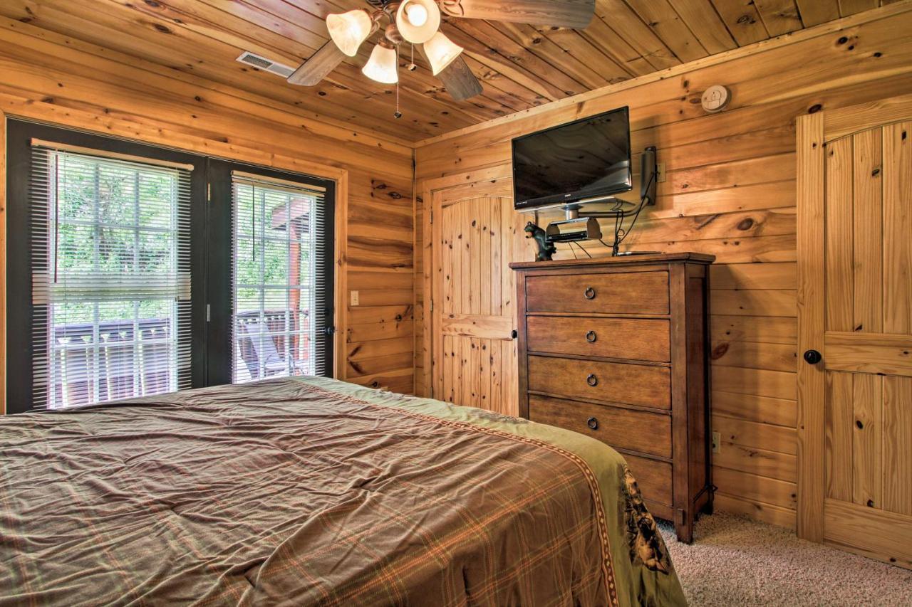 Expansive Gatlinburg Cabin Hot Tub, Deck And Grill! Екстериор снимка