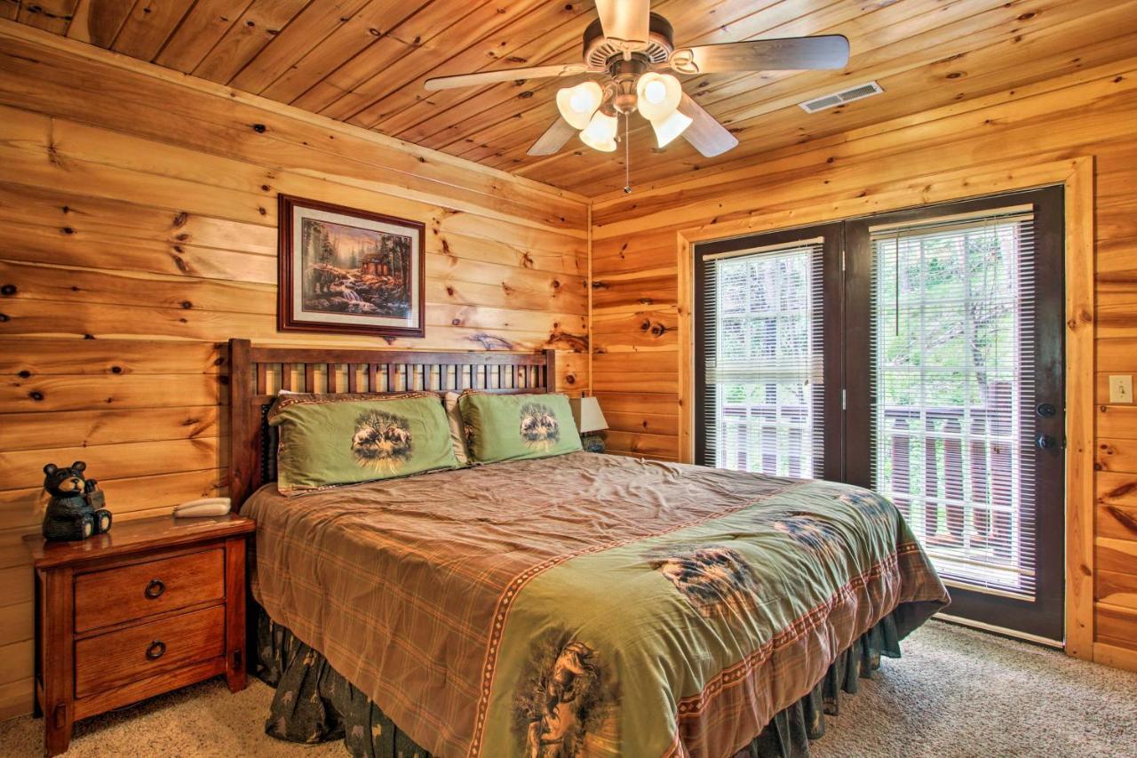 Expansive Gatlinburg Cabin Hot Tub, Deck And Grill! Екстериор снимка